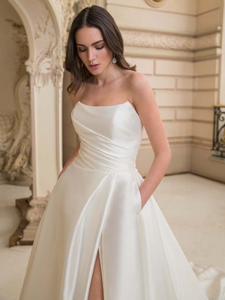 bridal dress with straigh neckline
